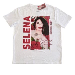 Selena Quintanilla-Perez “Queen of Cumbia” Amor Prohibido  T-Shirt  Size M - NEW